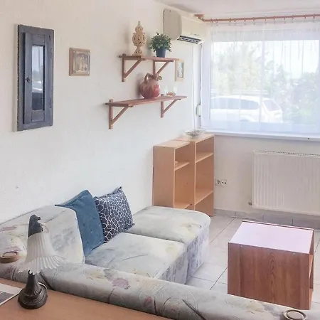 One-bedroom In *